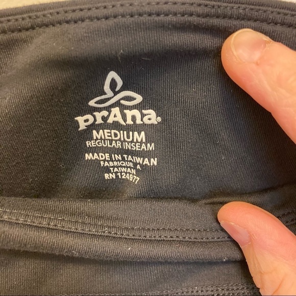 PRANA Sz M Straight Leg Loungewear Workout Yoga Pants  w/ Key & Back Pockets - Picture 3 of 7